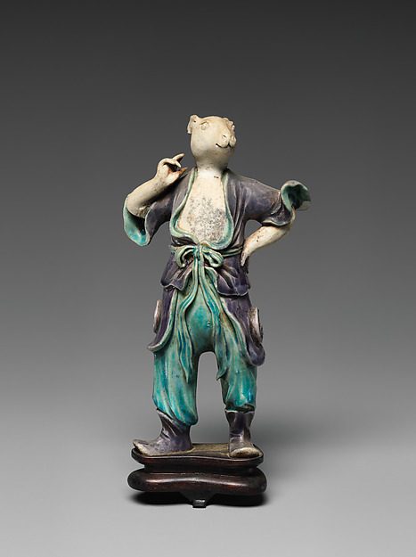 Qing dynasty porcelain figure of a rabbit from a set of the twelve Chinese zodiac animals, Kangxi period